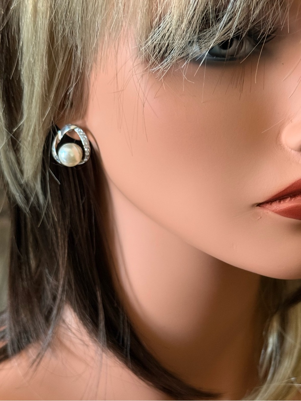 Lia Sophia Pearl and Silver Swirl Stud Earrings